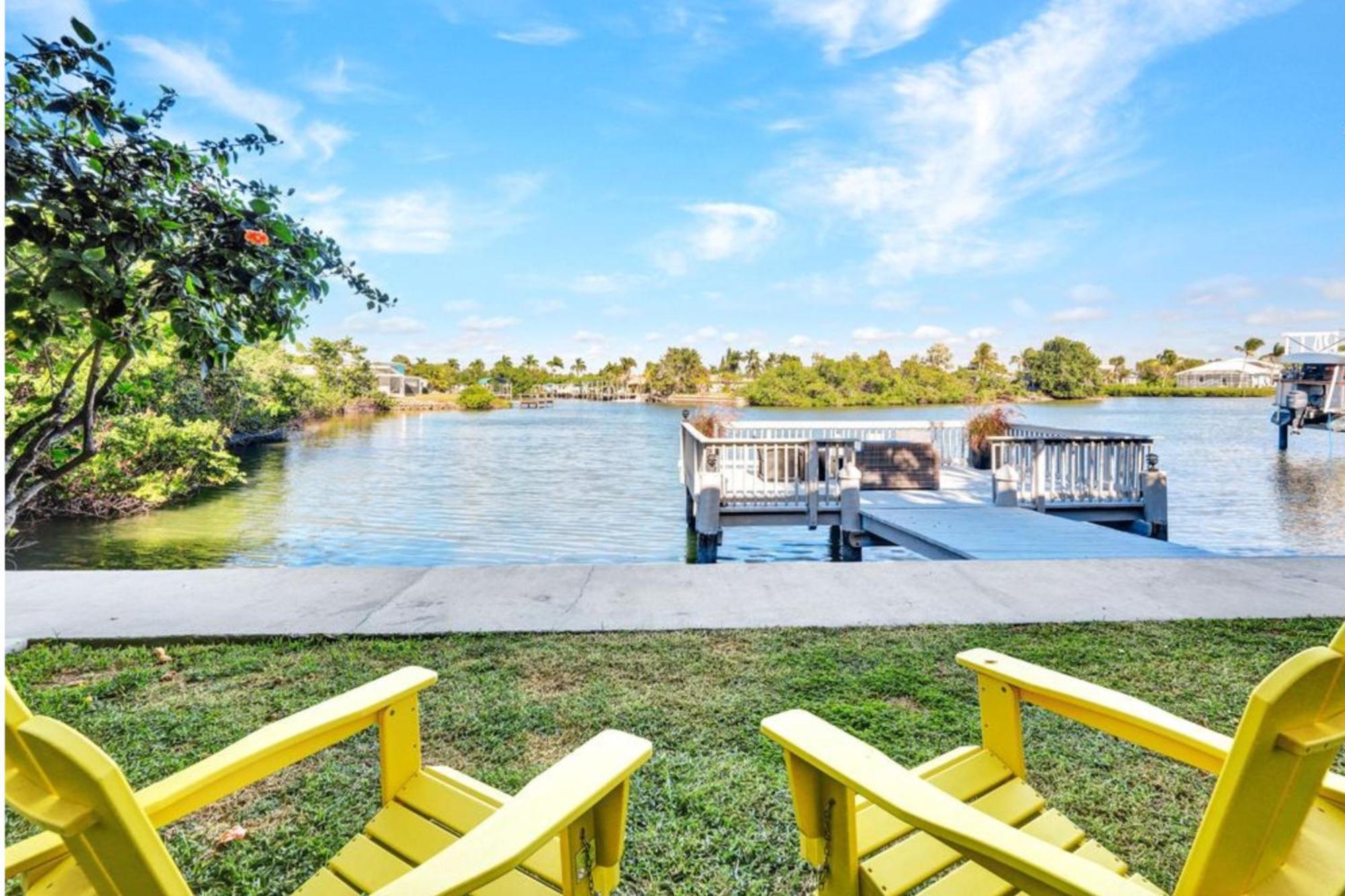 Waterfront - Isles Of Capri - Island Retreat - Marco Island - *